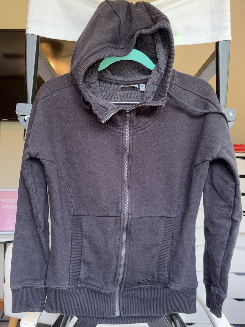 Athleta stronger full zip black hoodie